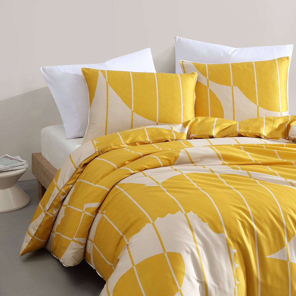 Marimekko Vesi Unikko Yellow / Beige Duvet Cover Set - Full / Queen