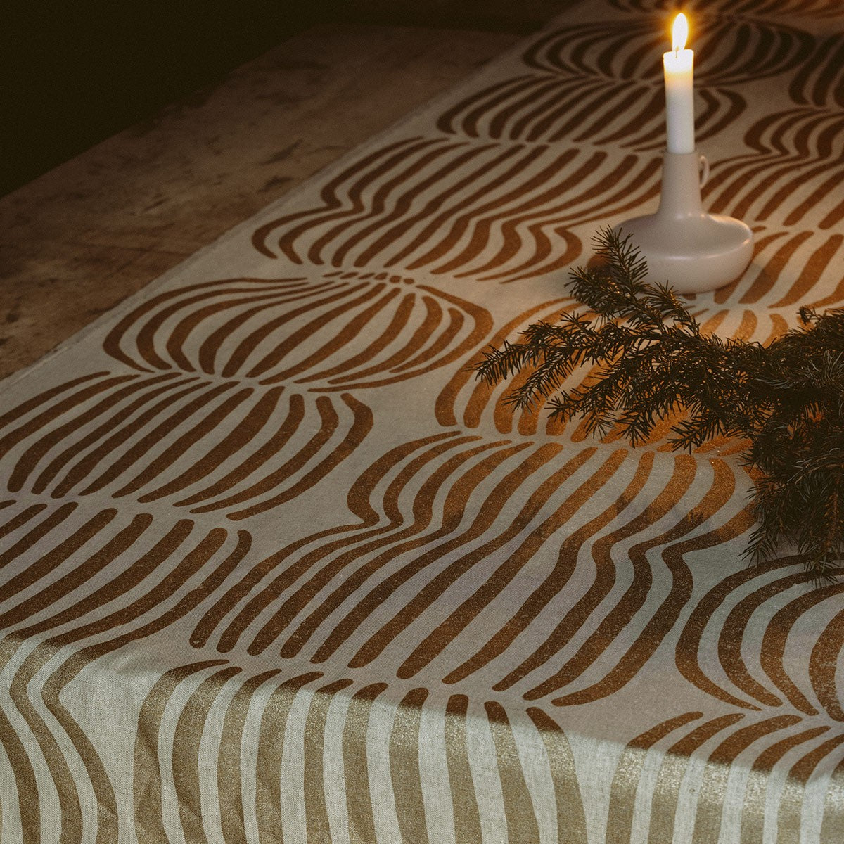 Pentik Vilja Beige / Gold Table Runner