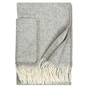 Lapuan Kankurit Maria Grey / Ivory Wool Pocket Shawl