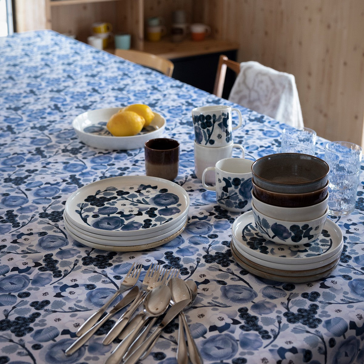 Pentik Lapin Kukka Blue / White Soup / Cereal Bowl