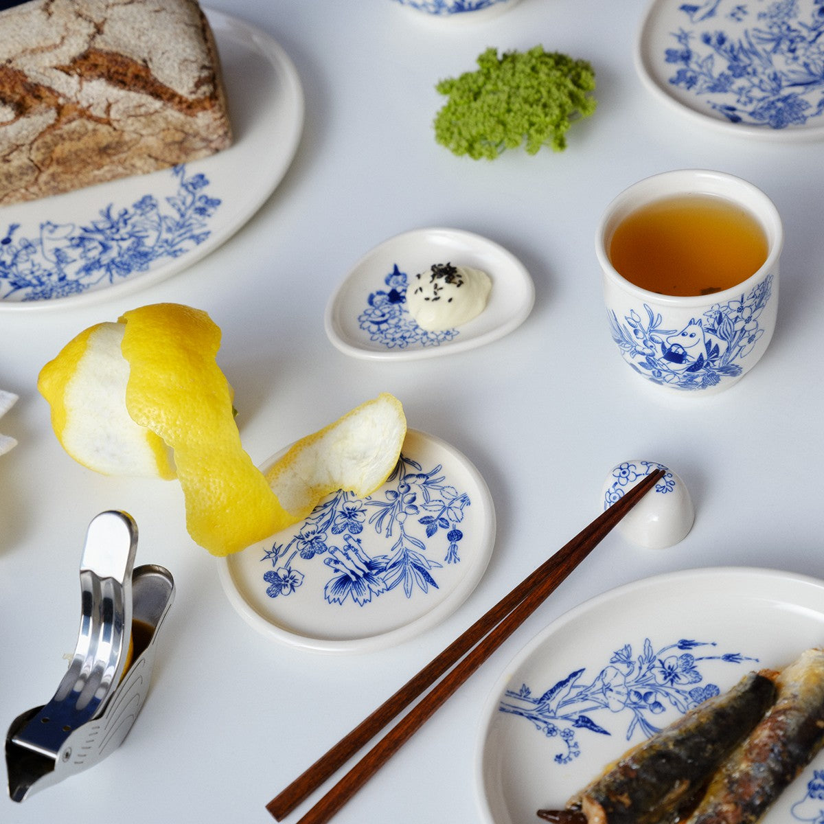 Arabia Moomin Haru White / Blue Mini Dipping Plate