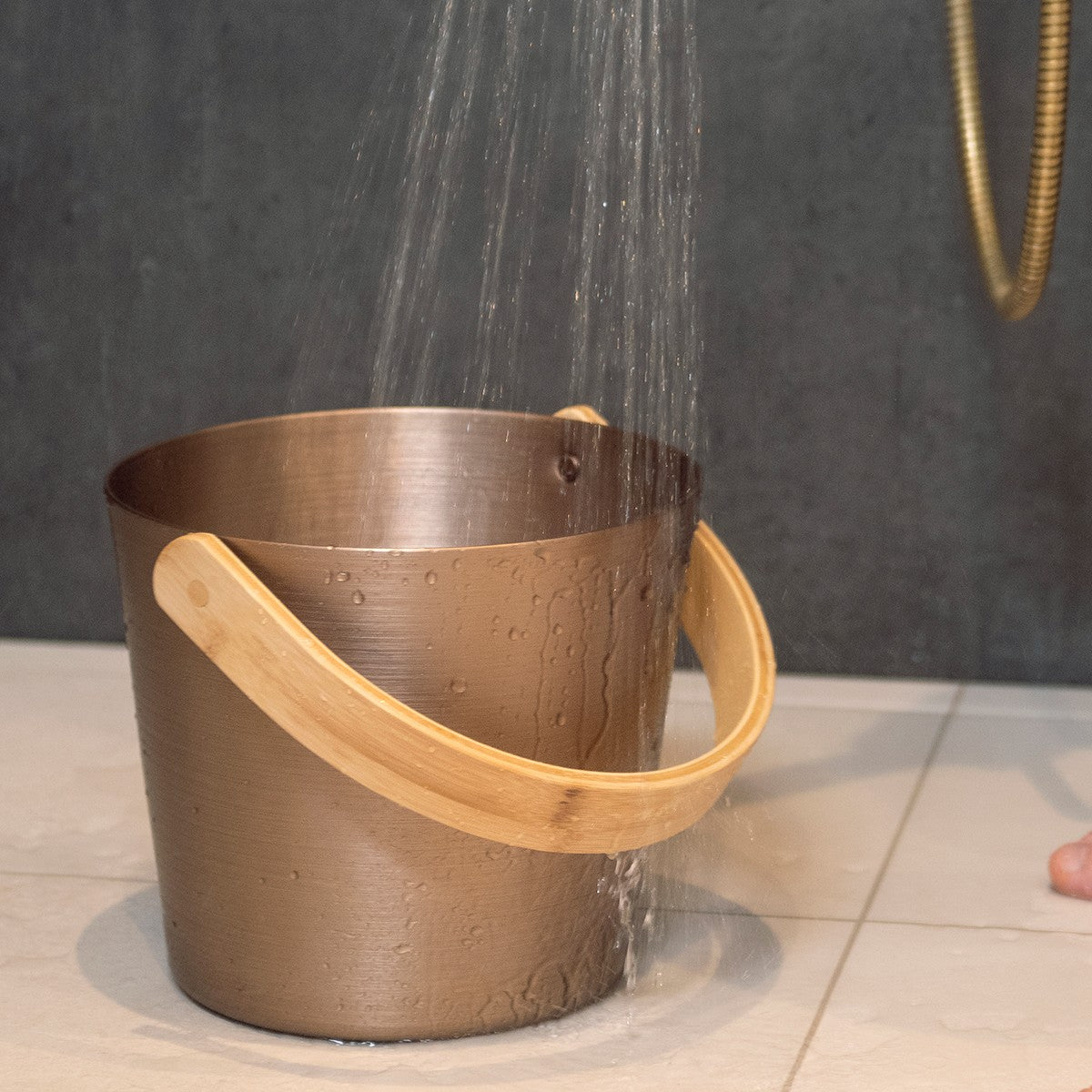 Rento Champagne Aluminum & Bamboo Sauna Pail