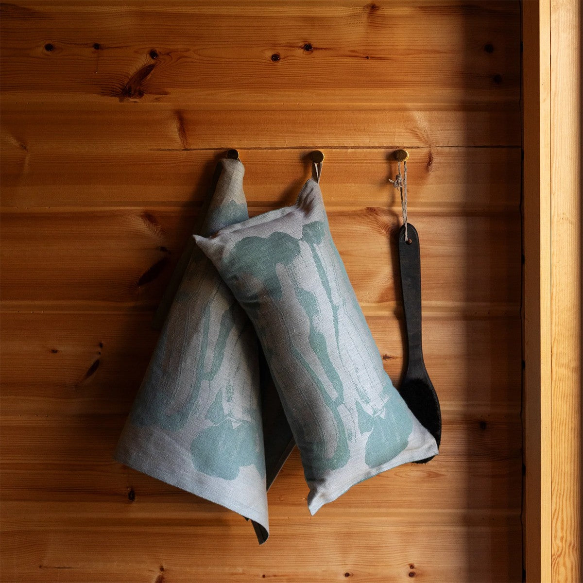 Lapuan Kankurit Savu Beige / Green Sauna Seat Cover