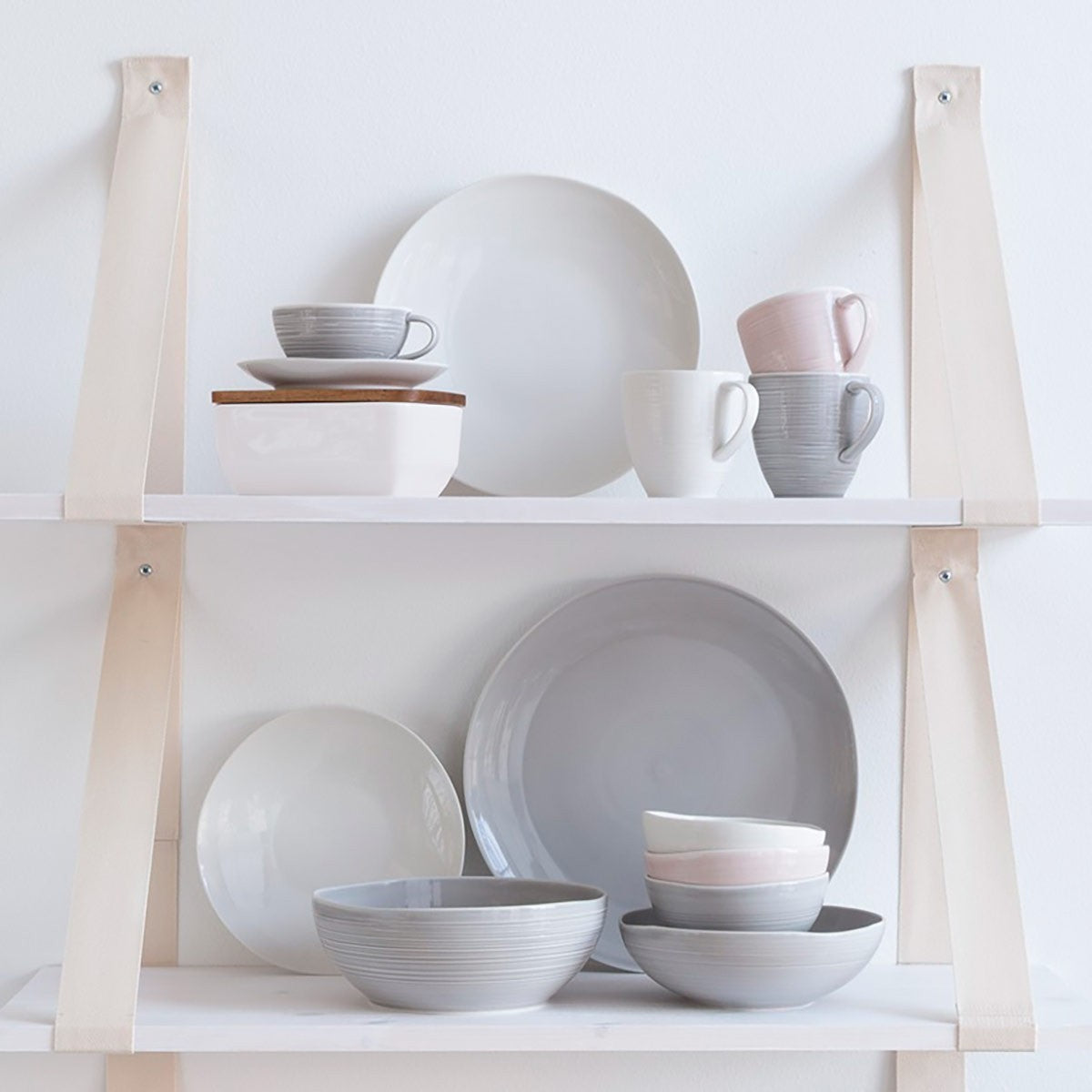 Pentik Kallio White Salad Plate