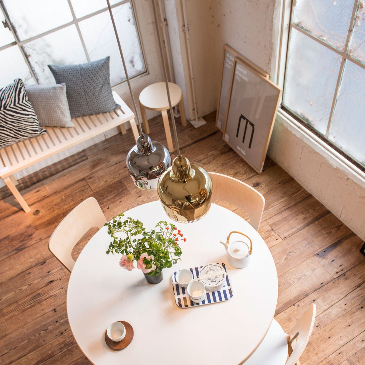 Artek Alvar Aalto 90A Round Table