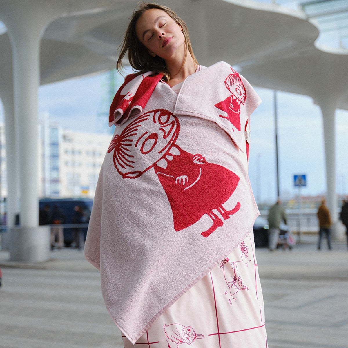 Arabia Moomin Little My Pink / Dark Red Bath Towel