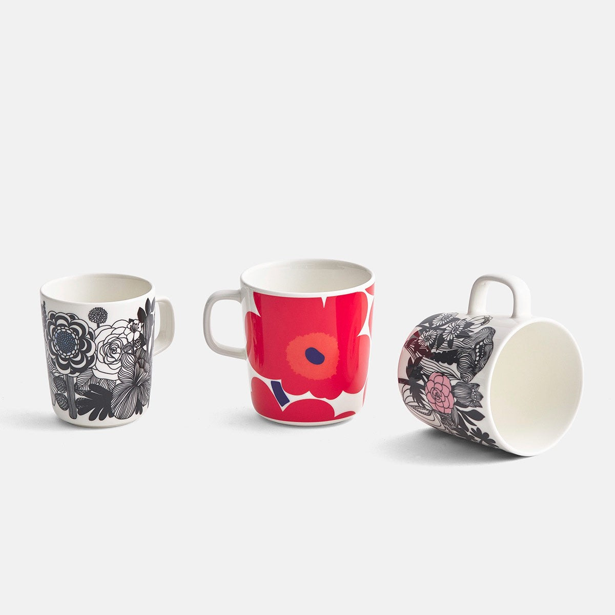 Marimekko Siirtolapuutarha Black / Blue Mug