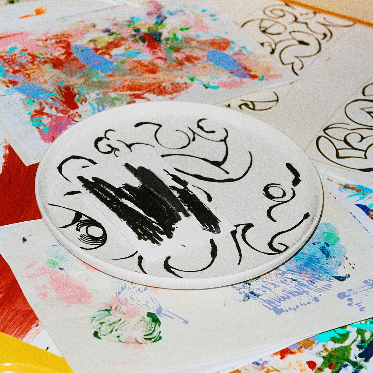 Marimekko Vildstjalk & Kraftmo Black / White / Multi Dinner Plates - Set of 2