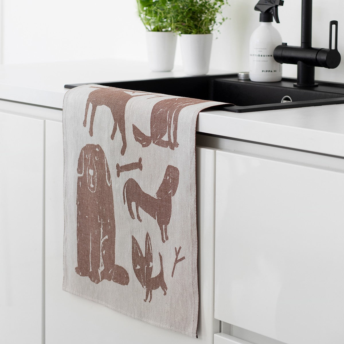 Lapuan Kankurit Koirapuisto Brown / Light Grey Tea Towel