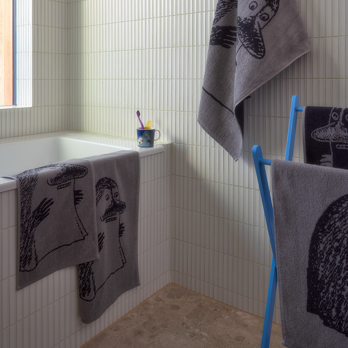 Arabia Moomin The Groke Dark Grey / Black Guest Towel
