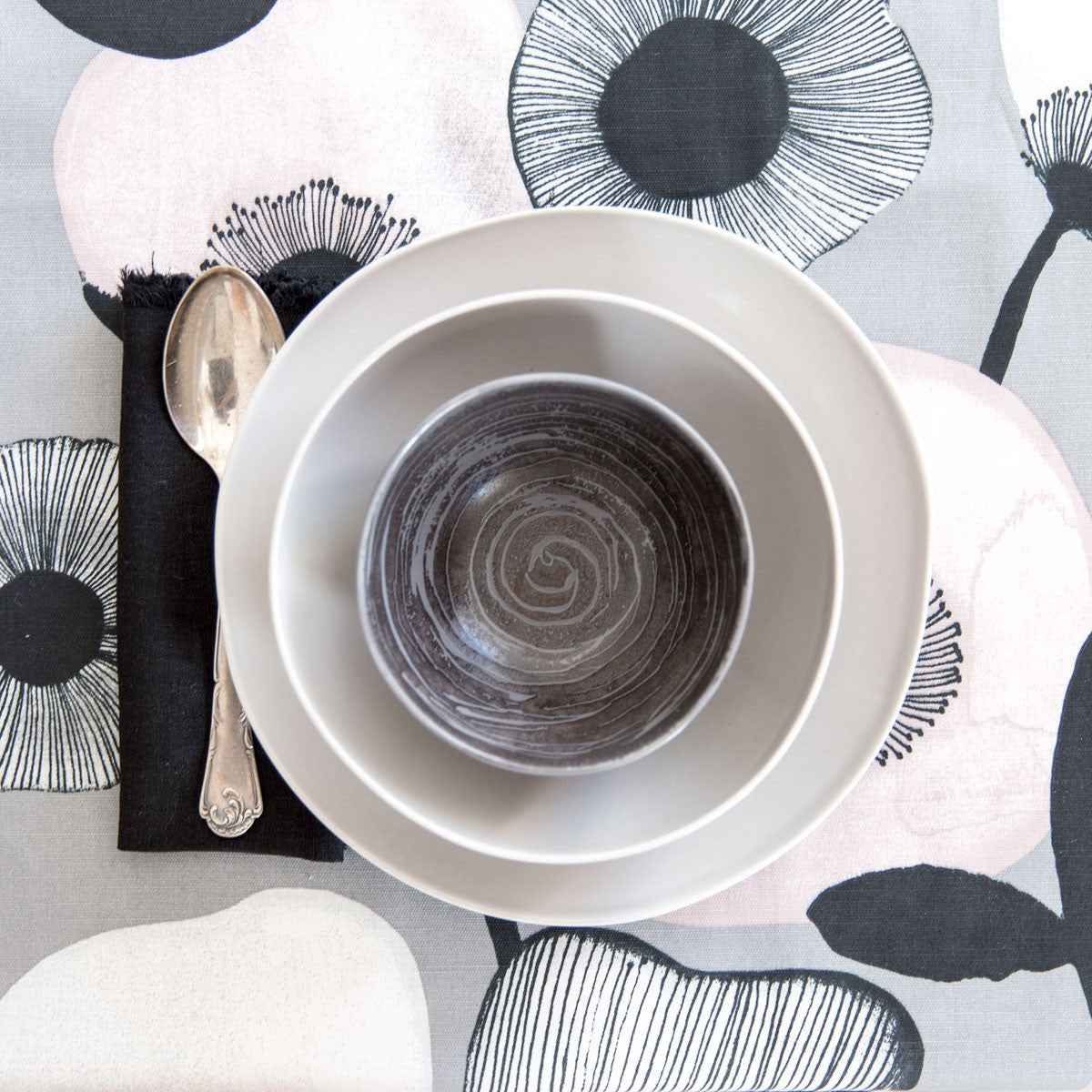 Pentik Kallio Grey Dinner Plate