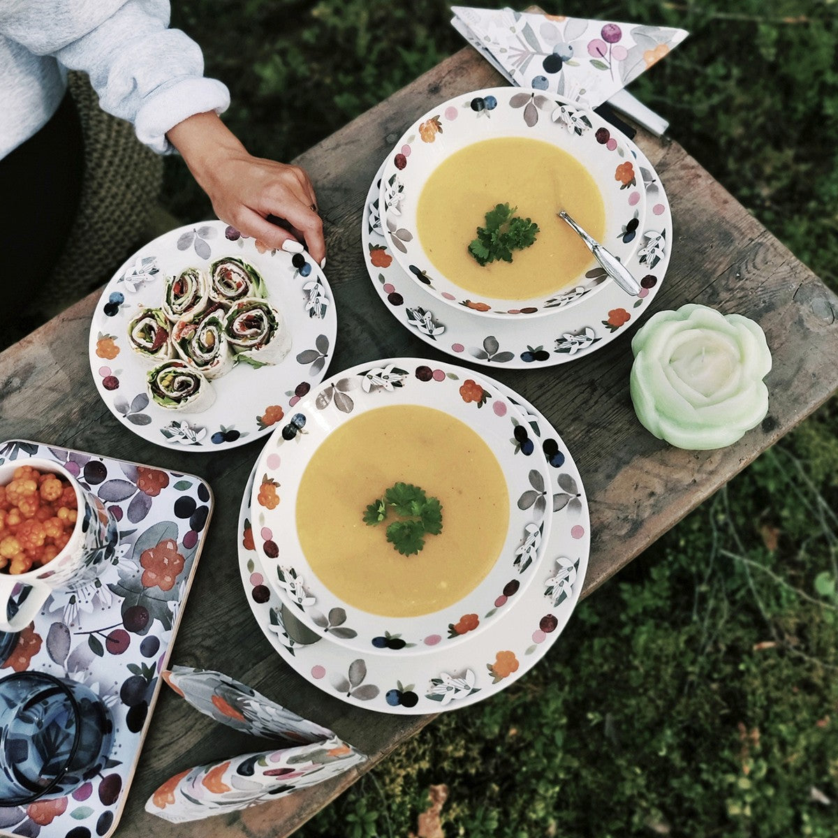 Pentik Metsamarja Salad Plate