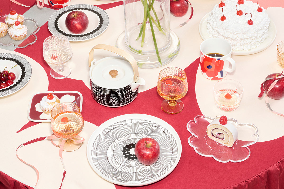 Marimekko for the Holidays: Bold Patterns and Beautiful Gifting