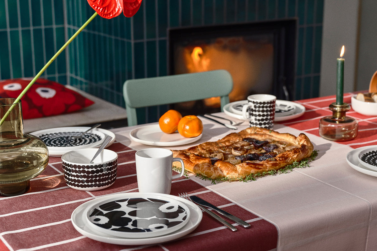 How to Host a Nordic-Style Dinner Party (with Iittala & Marimekko!)