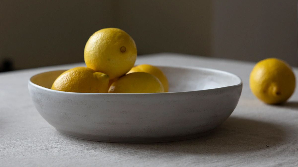 Serving Bowls & Dishes
