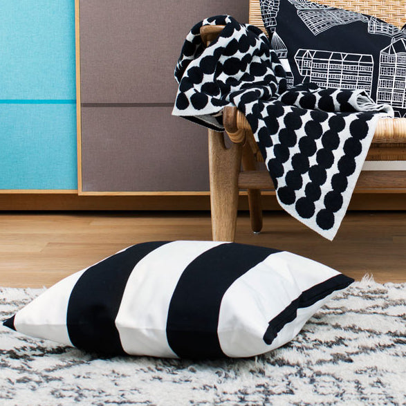 Throw Pillows & Blankets Sale