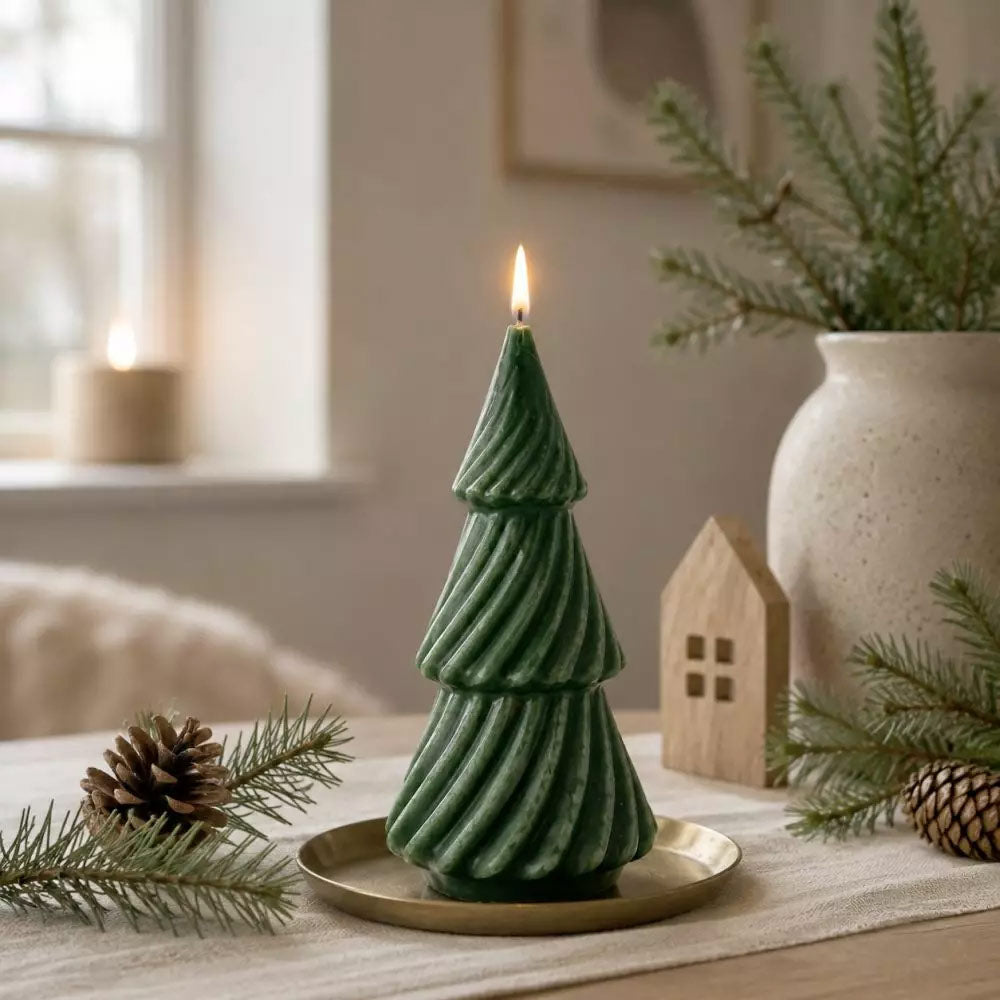 Puttipaja Pine Green Tree Candle