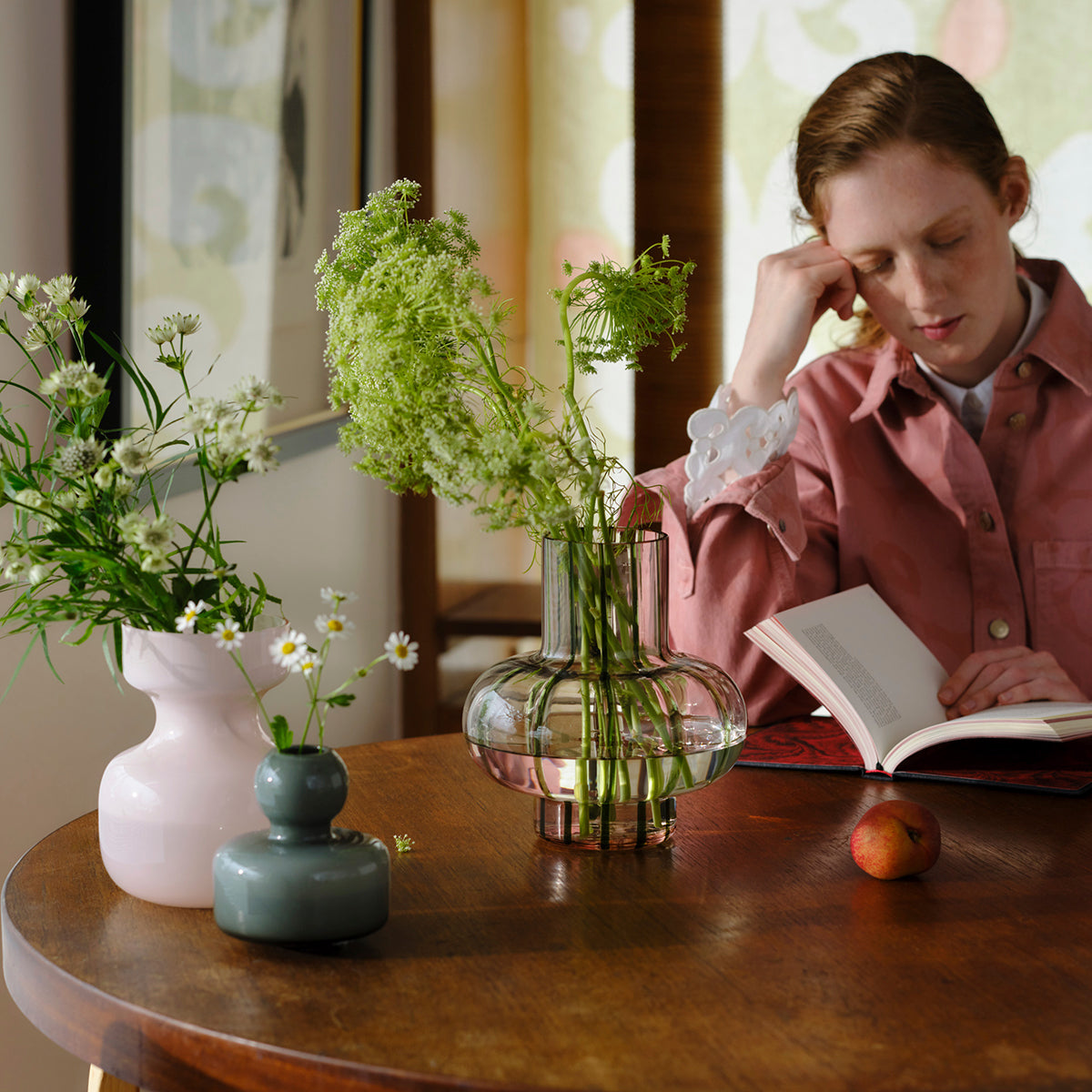 Marimekko Umpu Light Pink / Green Glass Vase