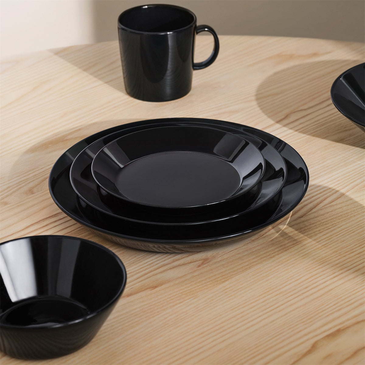 iittala Teema Black Dinnerware