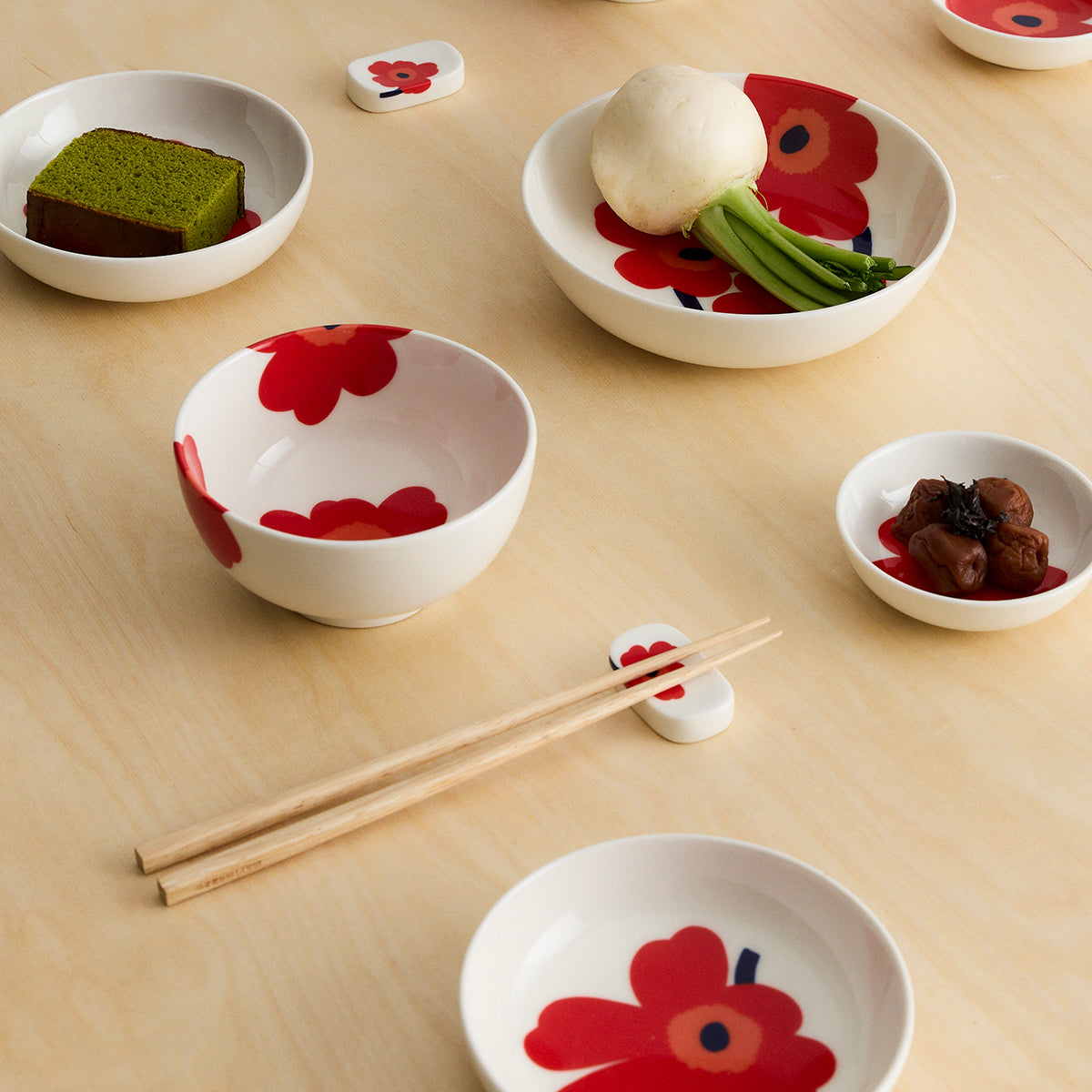 Marimekko Unikko White / Red / Dark Blue Chopstick Holders - Set of 2