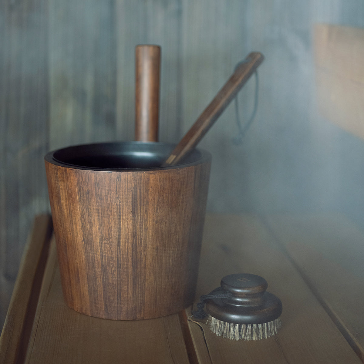 Rento Bamboo Dark Brown / Black Sauna Bucket & Ladle Set