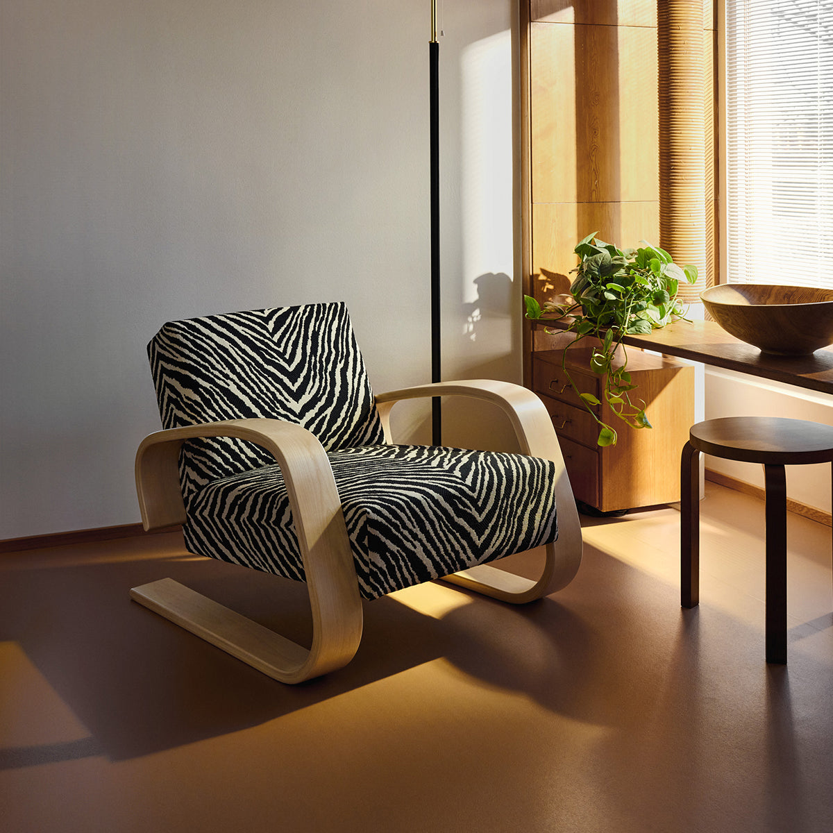 Artek Alvar Aalto 400 Lounge Chair - Fabric Upholstery