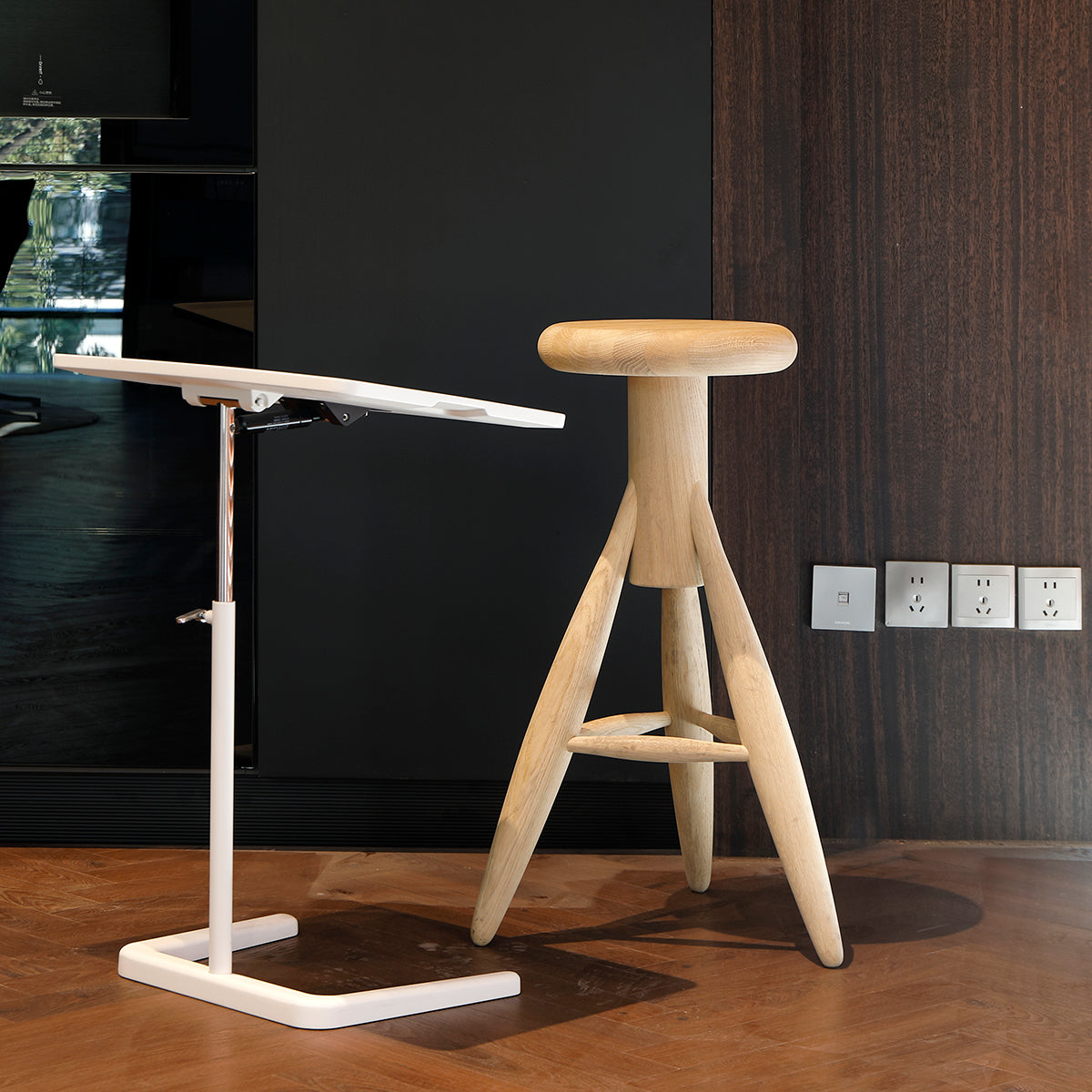 Artek Eero Aarnio Rocket Bar Stool