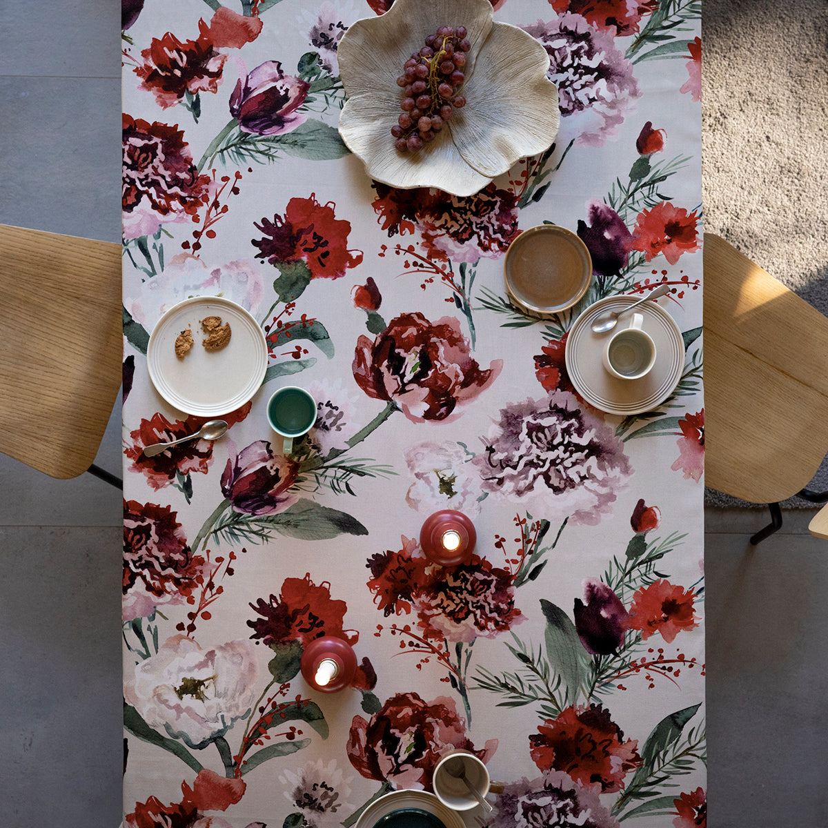 Pentik Kimara Red / Green / Multi Tablecloth