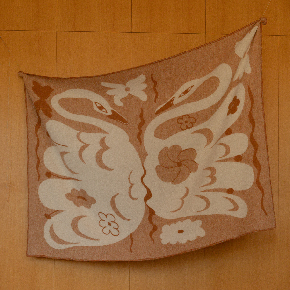 Lapuan Kankurit Kaksin Cinnamon / White Wool Throw Blanket