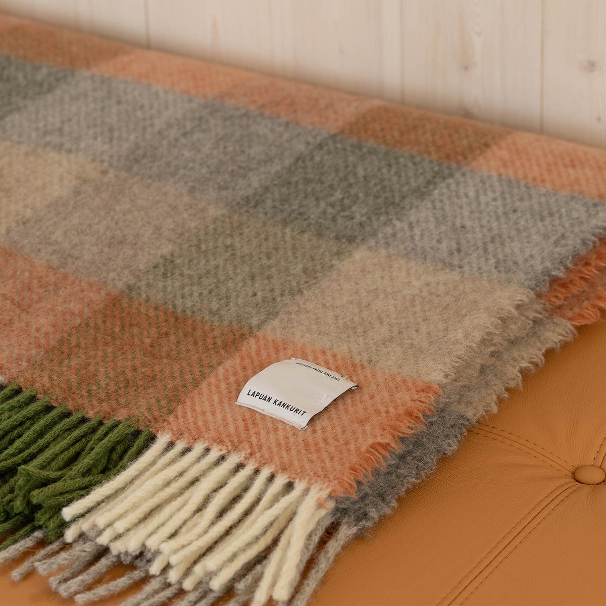 Lapuan Kankurit Kasku Cinnamon / Green / Multi Wool Throw Blanket