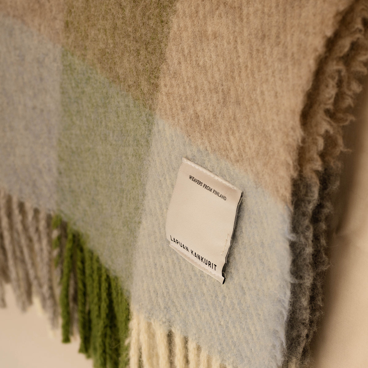 Lapuan Kankurit Kasku Cinnamon / Green / Multi Wool Throw Blanket