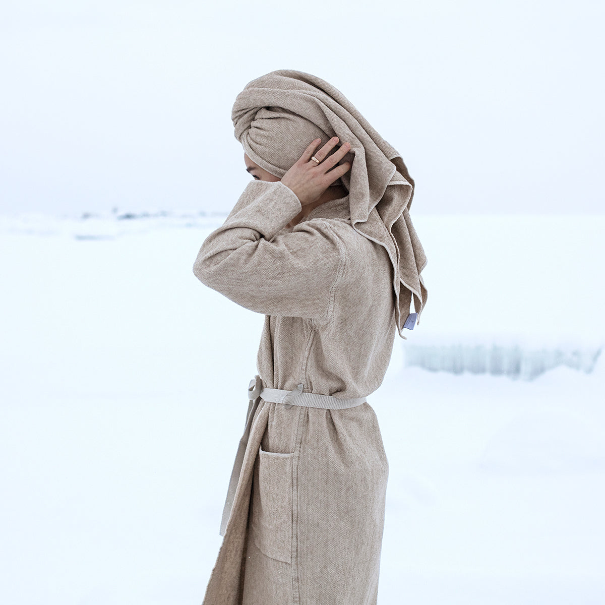 Lapuan Kankurit Kivi Beige / White Bathrobe