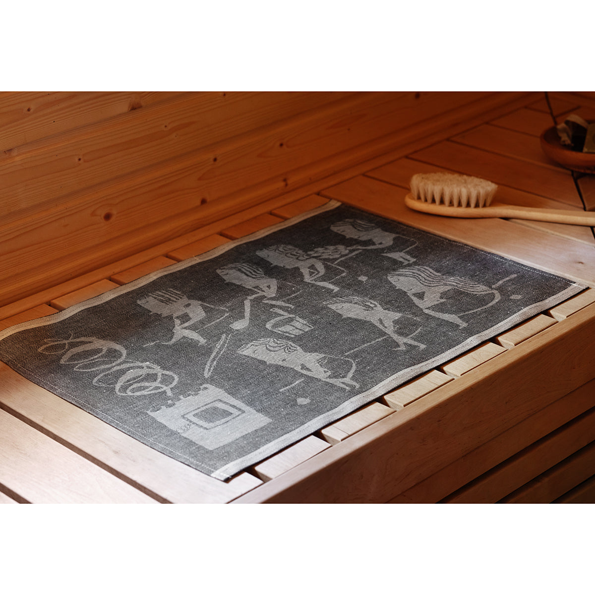 Lapuan Kankurit Naisten Sauna Dark Grey / White Seat Cover