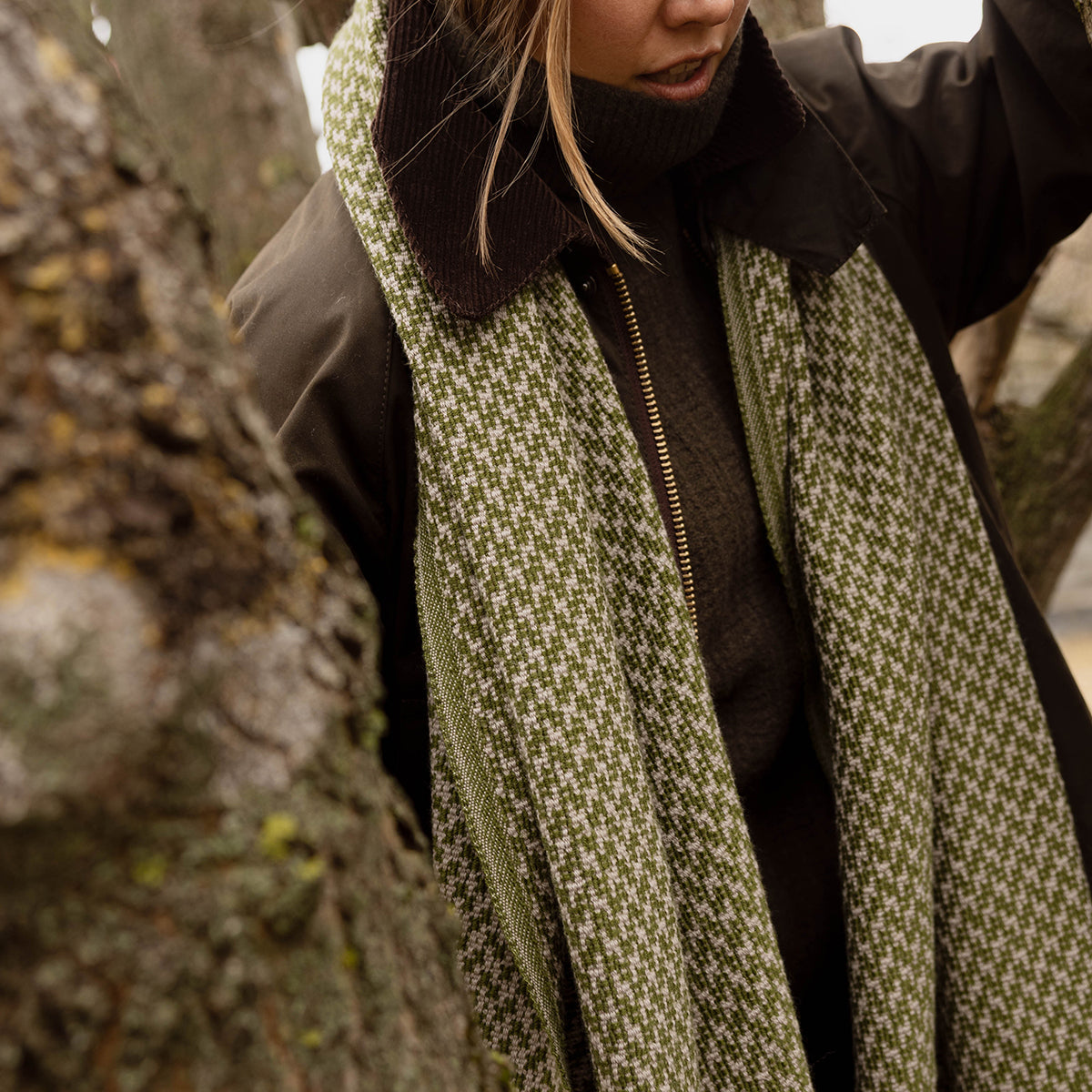 Lapuan Kankurit Salla Olive / Beige Wool Scarf