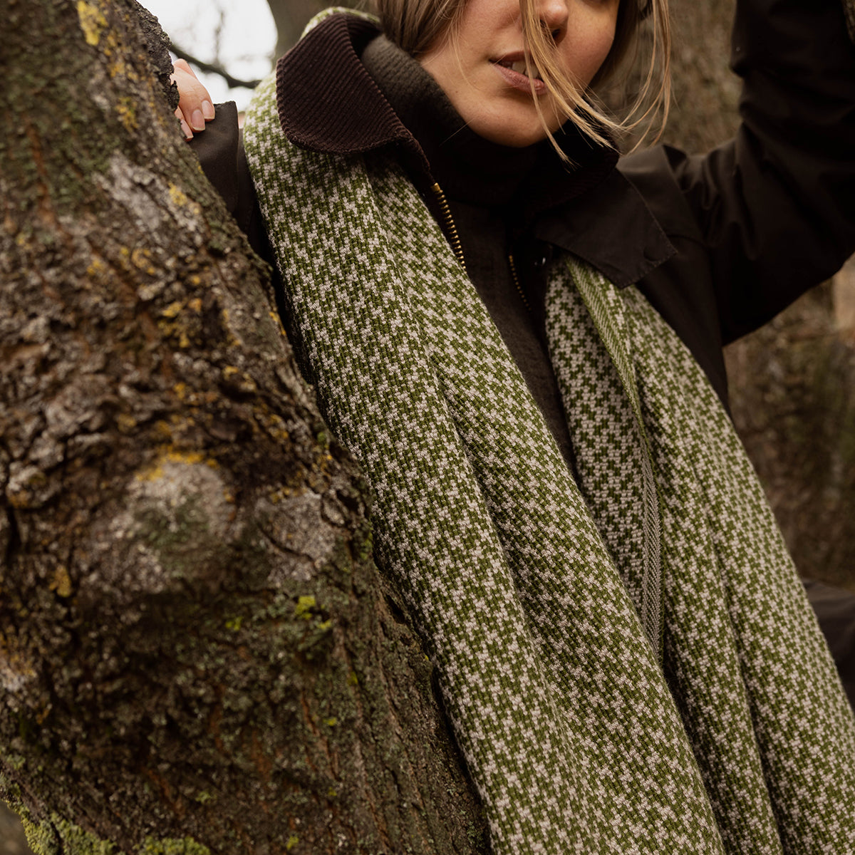Lapuan Kankurit Salla Olive / Beige Wool Scarf