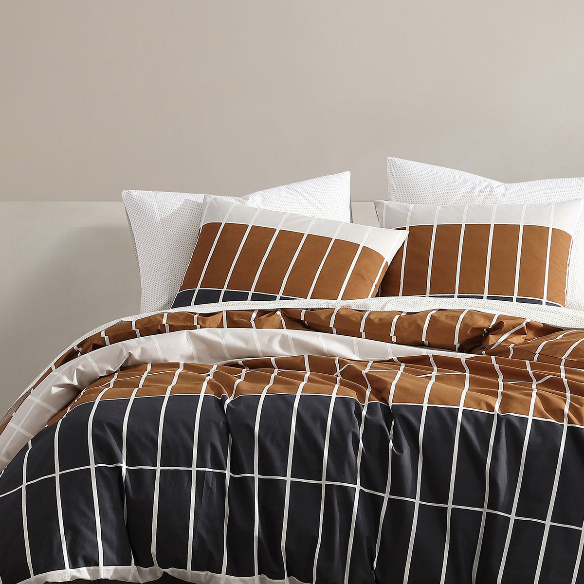 Marimekko Tiiliskivi Brown / Charcoal / Beige Bedding