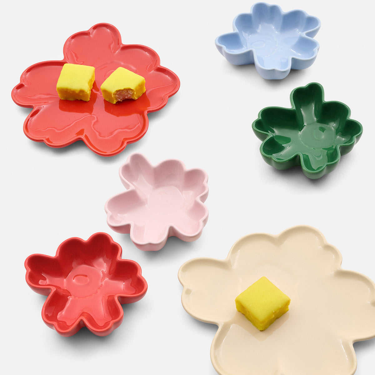 Marimekko Unikko Shape Orange-Red Salad Plate