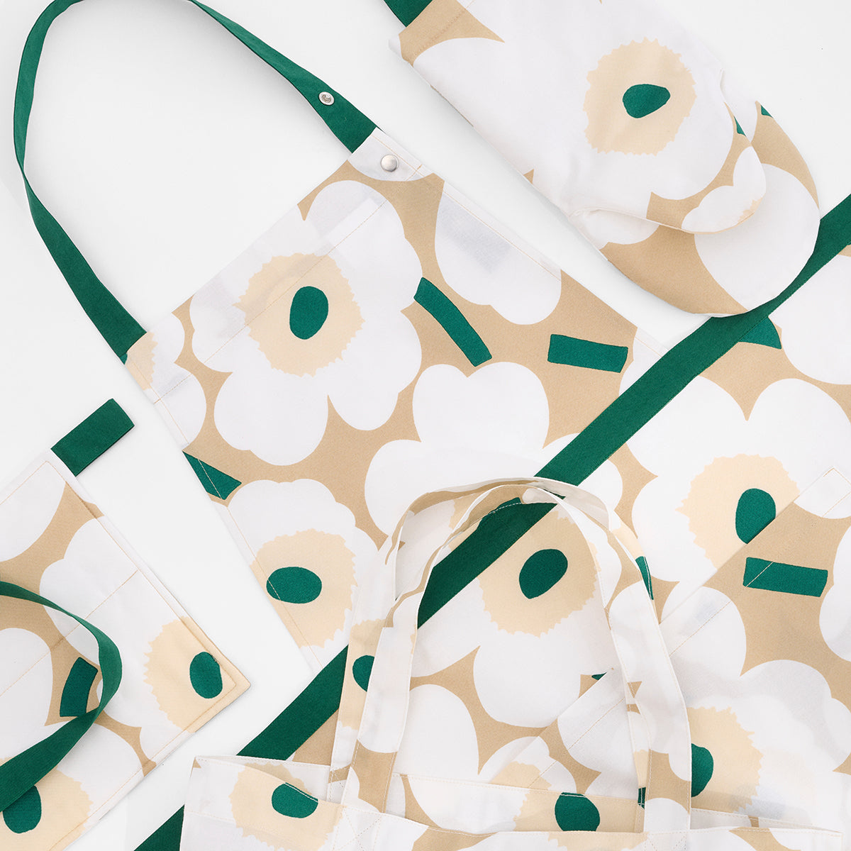 Marimekko Unikko White / Beige / Dark Green Pot Holder