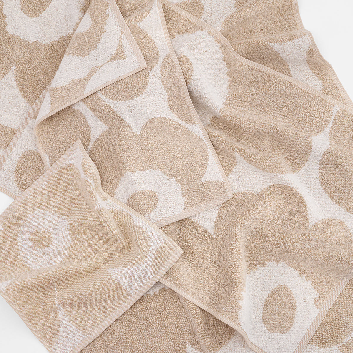 Marimekko Unikko Off White / Sand Guest Towel
