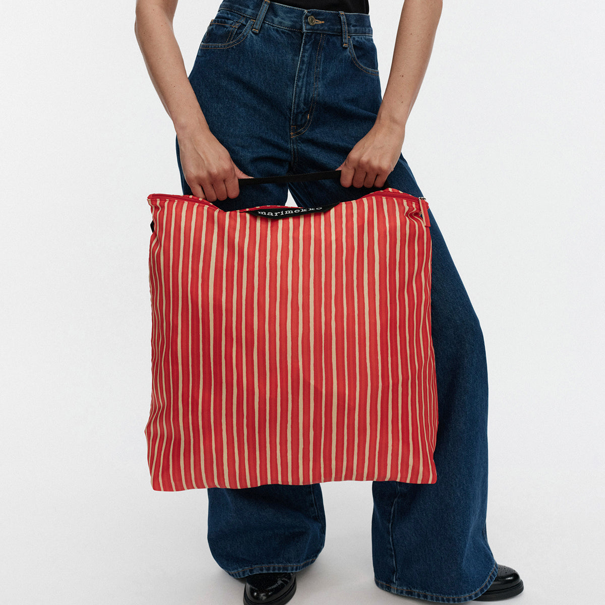 Marimekko Piccolo Red / Beige Large Neat Crossbody Shoulder Bag