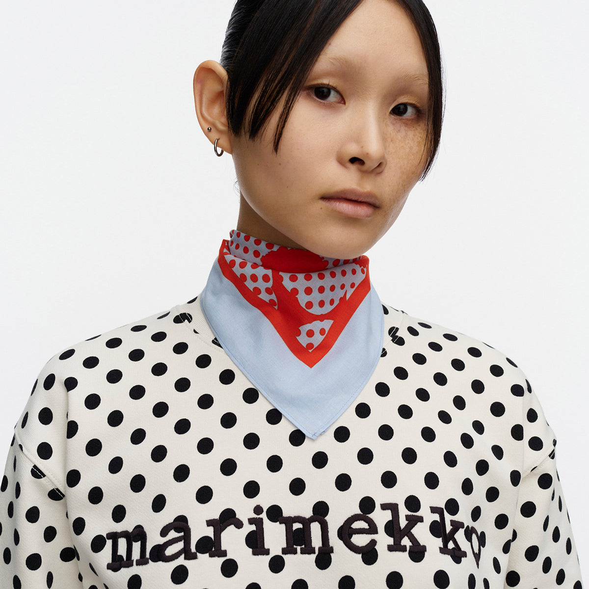 Marimekko Astrilli Unikko Light Blue / Red Scarf