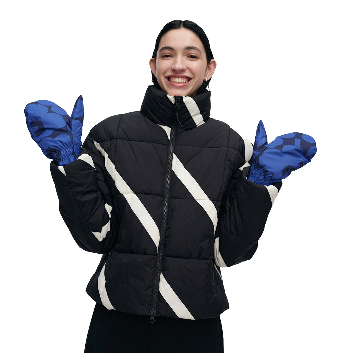 Marimekko Unikko Blue / Black Reuhata Mittens