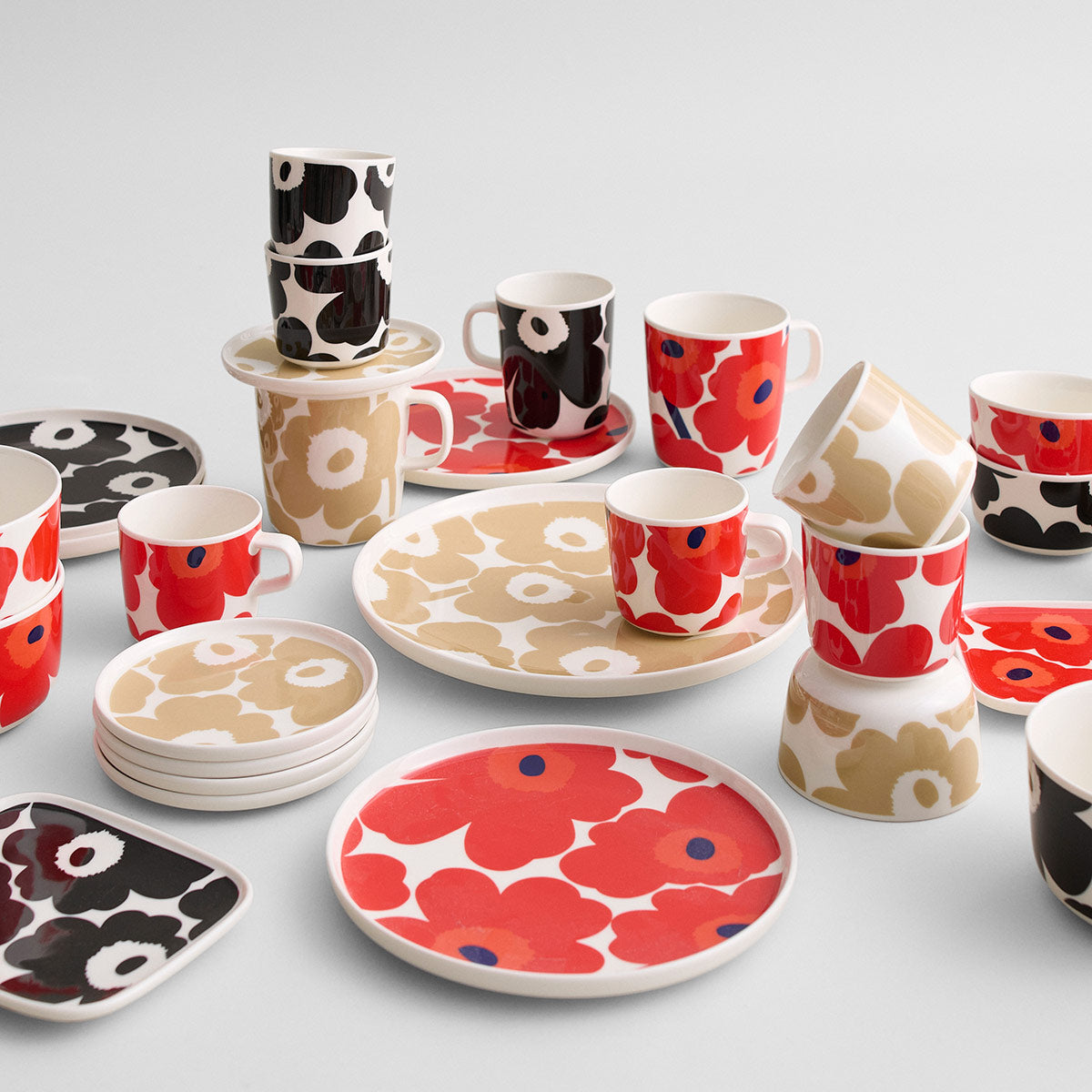 Marimekko Unikko Dinnerware