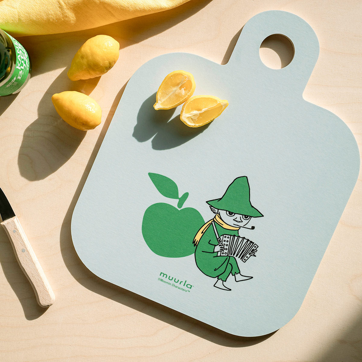 Muurla Moomin Joyful Apples Red / White / Blue Reversible Chop & Serve Board