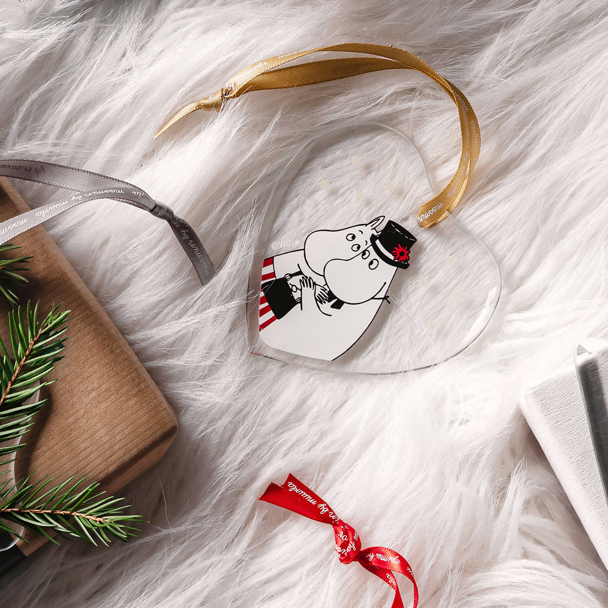 Muurla Moomin Moominmamma and Moominpappa Glass Heart Ornament