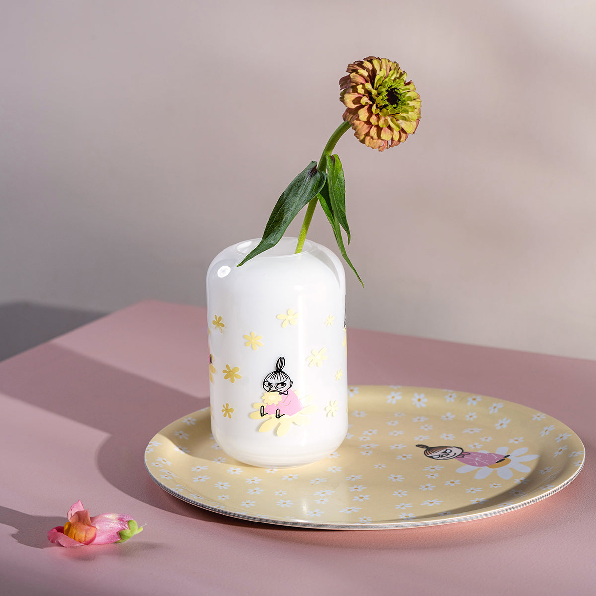 Muurla Moomin Flowers Little My White / Multi Small Glass Vase