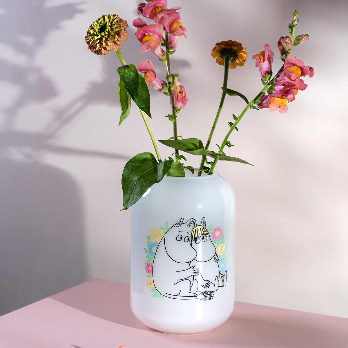Muurla Moomin Flowers White / Multi Glass Vase