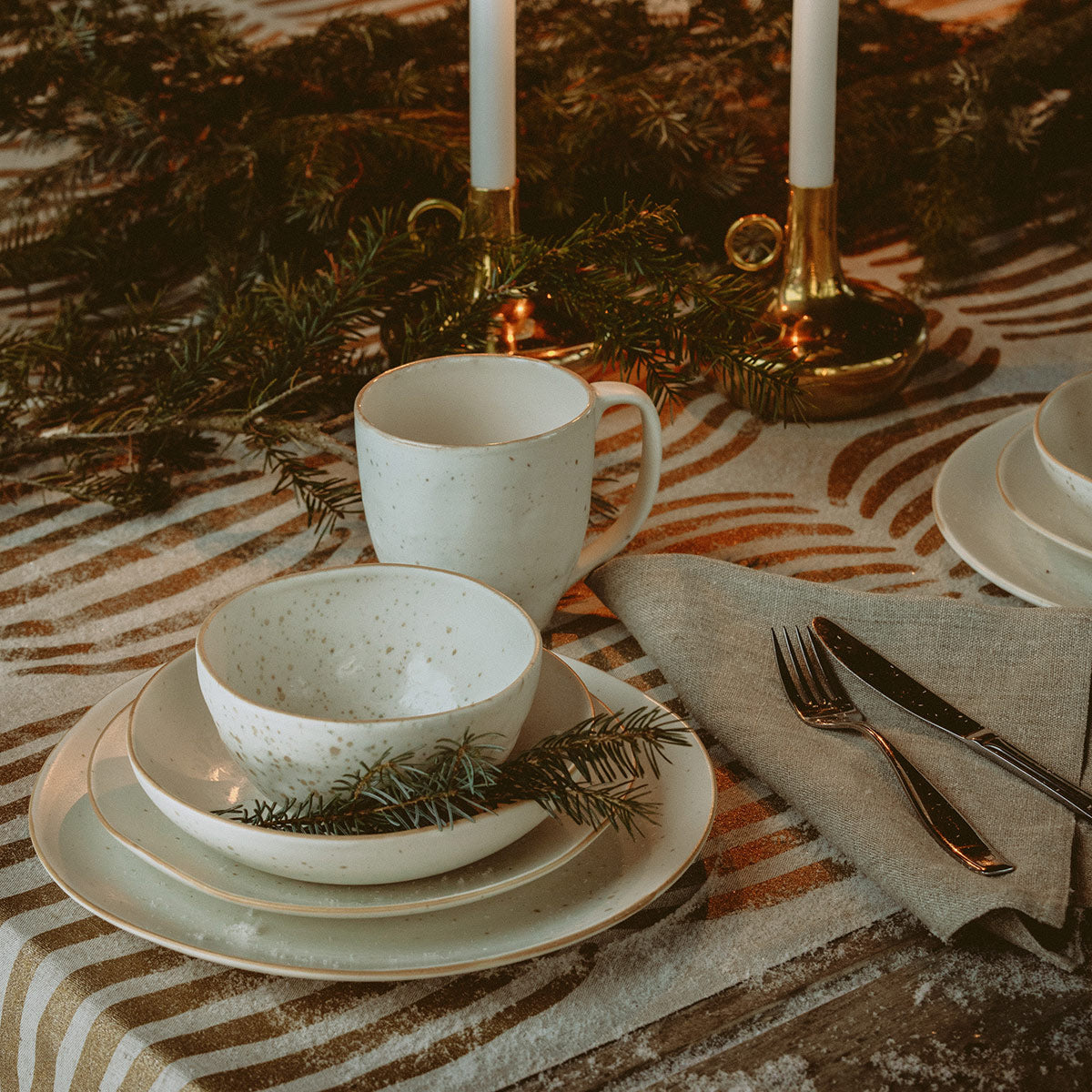 Pentik Vilja Gold / Beige Tablecloth