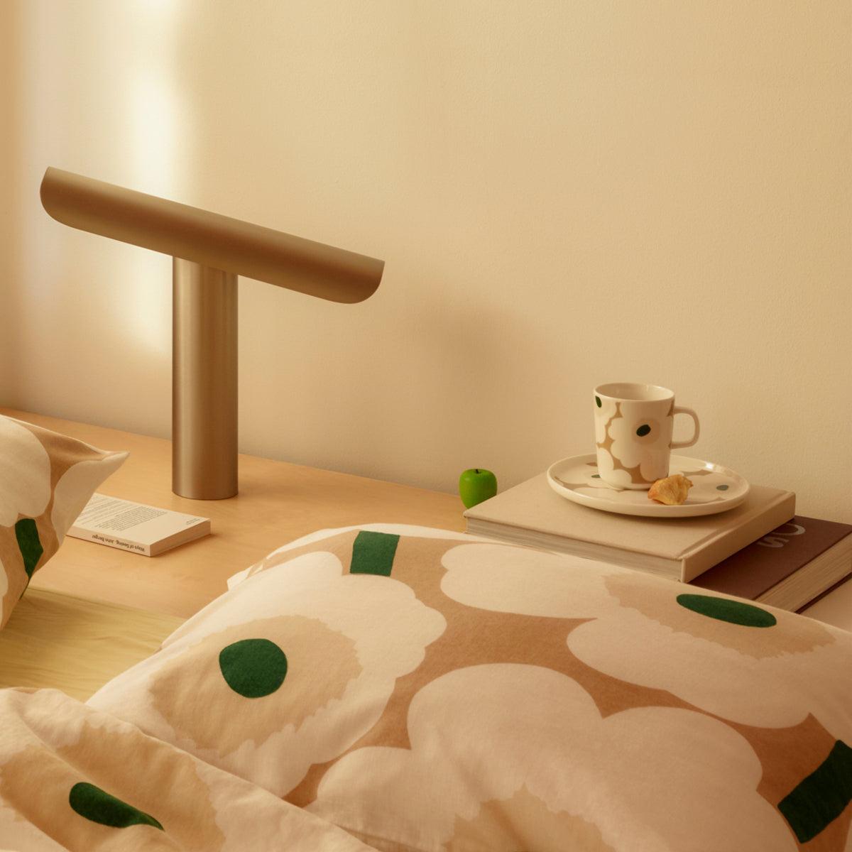 Marimekko Unikko White / Beige / Dark Green Salad Plate