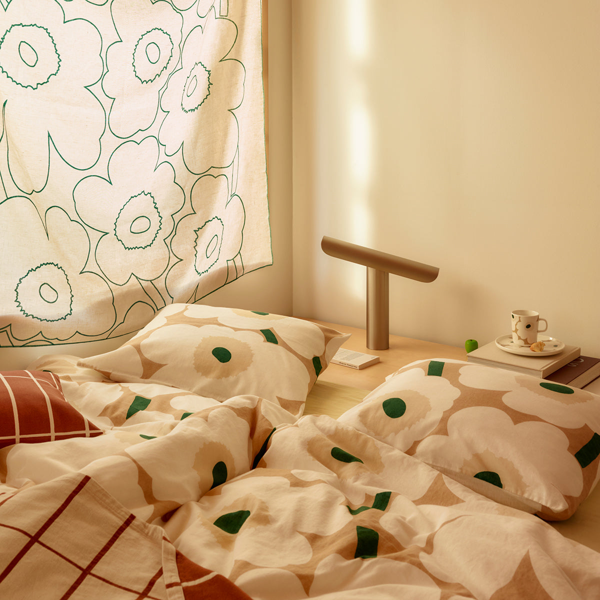 Marimekko Unikko Beige / White / Dark Green Throw Pillow